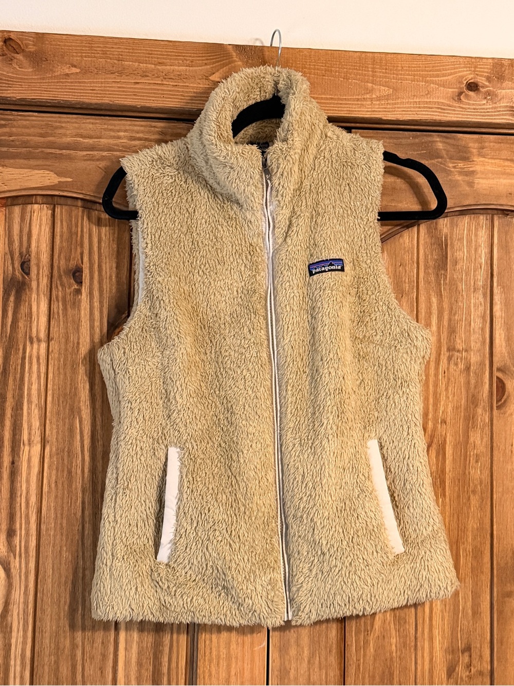 Patagonia Beige Sherpa Fleece Vest - Cream Zip Front
